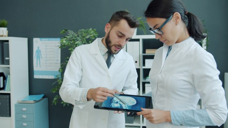 formations en santé pour développer les compétences professionnelles et améliorer la qualité des soins.